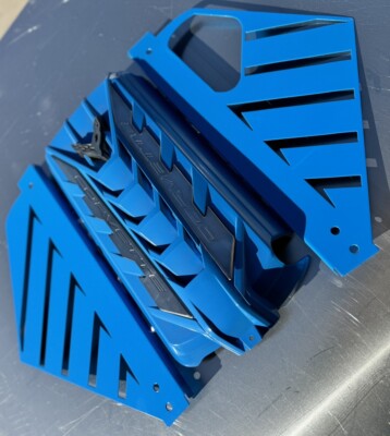 2020/2024 CORVETTE C8 ENGINE COVERS RAPID BLUE THEME APPEARANCE PKG NEW