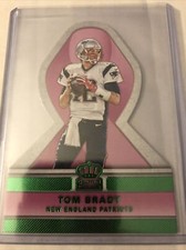 TOM BRADY 2015 CROWN ROYALE PINK RIBBON GREEN FOIL DIE-CUT CARD #PRB
