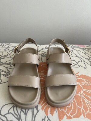 Damensandalen. Gianvito Rossi. Größe 36.