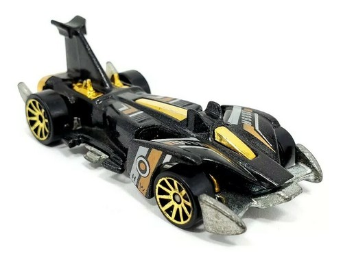 Hot Wheels Jet Threat 4.0 HW Special Features Black Gold Scale 1:64 - Picture 3 of 7
