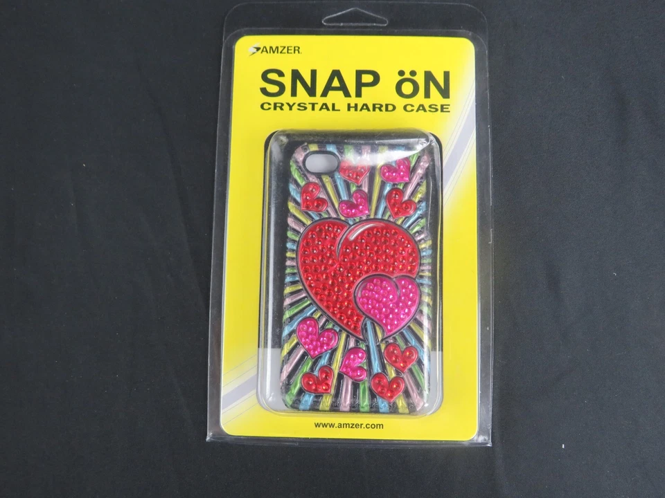 Capa iPhone 4 - Amzer Hearts Design, estoque dos EUA - Imagem 2 de 4