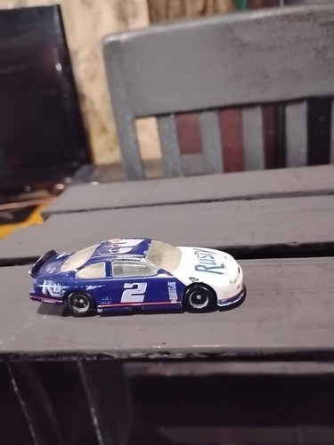 Nascar - Picture 1 of 8