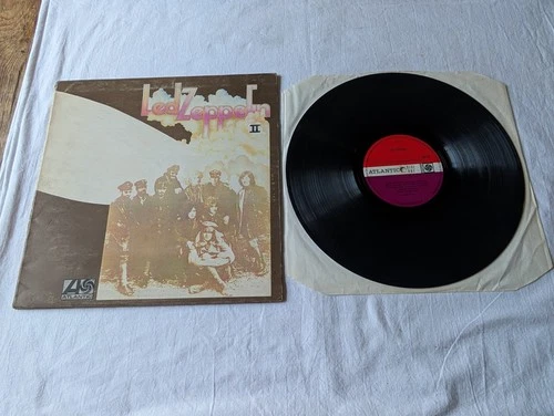 LED ZEPPELIN - LED ZEPPELIN II (UK 1969 RELEASE - RED/PLUM 2ND PRESS - VG/VG+)