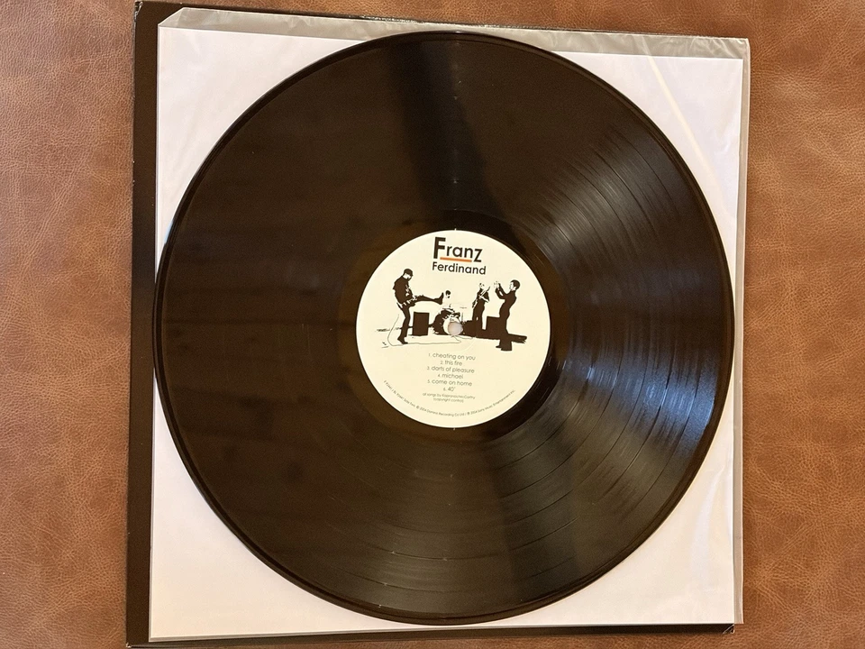 FRANZ FERDINAND ORIG 2004 USA 12' VINYL LP EX EMBOSSED COVER - Image 3 of 4