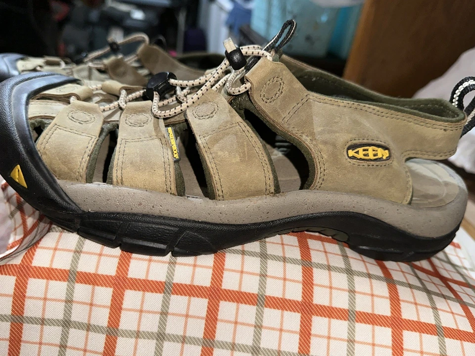 Мужские коричневые кожаные сандалии Keen Newport H2 10,5 для рыбалки походов - Изображение 3 из 4