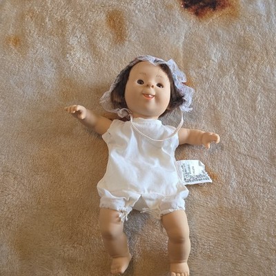Gi-Go Toys Baby Doll Girl with Brown Hair, Light Complexion, White Outfit