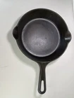 Vintage Griswold No. 5 Cast Iron Skillet 724 L Small Logo Erie, PA