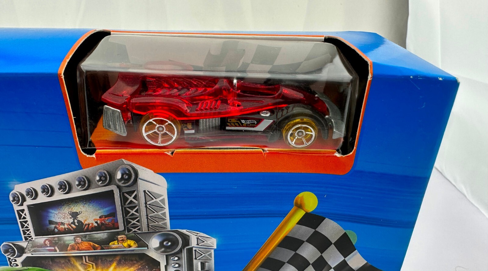 2015 Mattel HOT WHEELS -Triple Target Takedown Launcher 1 Vehicle included. New