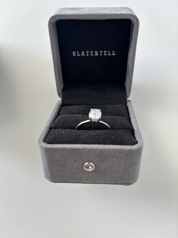 Anillo de compromiso Slate&tell Foto 3 de 4