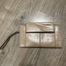 Hobo Wallet Rider Bone Leather Flap Wallet Envelope Style Zipper Snap Wristlet