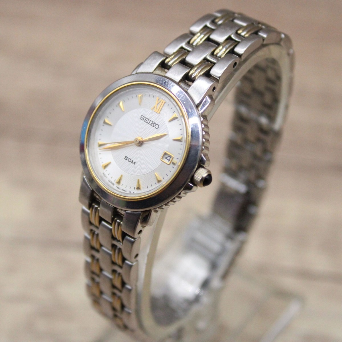 SEIKO セイコー バングル レディース 腕時計 ダイヤ コンビ SEIKO セイコー バングル レディース 腕時計 ダイヤ コンビ