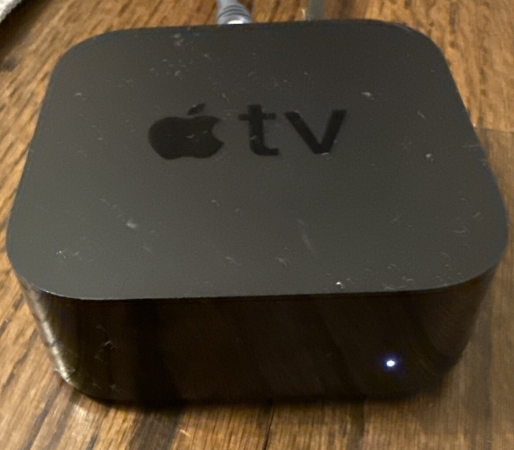 Apple TV 4K HDR 64GB Media Streamer Model A1842 MP7P2LL/A In Perfect Condition