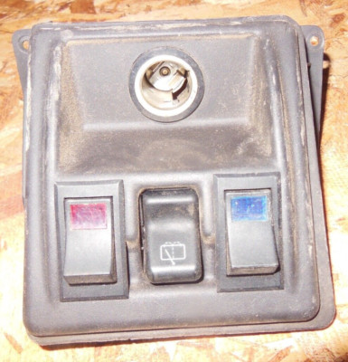 1997 Jeep Wrangler 2.5 L Dash Switches Panel Switch Cigarette Lighter Panel 97