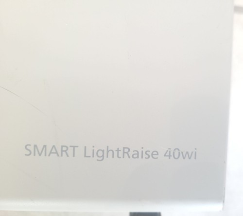 Smart LightRaise 40wi Projector SLR40wi PC 3D Ready Ultra Short Throw. - Picture 4 of 6