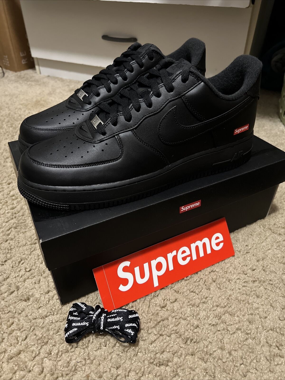 Nike Air Force 1 Low Supreme Black | Size 8, Sneaker