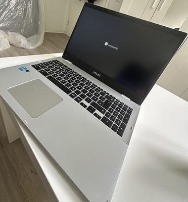 ASUS Chromebook Laptop Intel Celeron 15,6 Zoll Chrome OS Silber