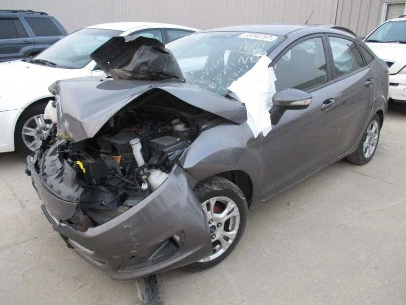 Bote de vapor de combustible Fiesta 2014 272639 Foto 3 de 4