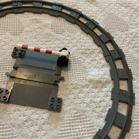 15 Piece Lego Duplo Thomas The Train 12 Curved Track Car Crossing Base & Gate