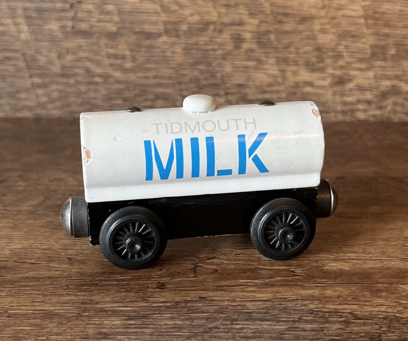 Thomas Wooden Railway Tidmouth Milk Tanker Train Car by Learning Curve