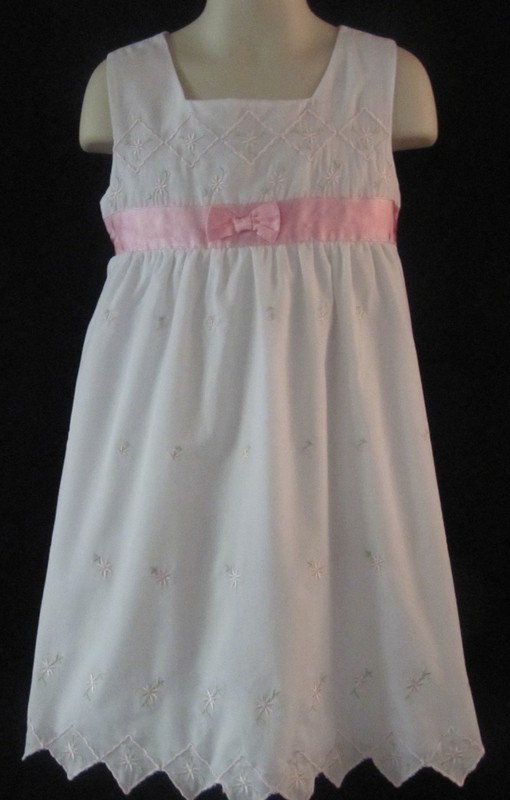 B.T. Kids Sleeveless White Dress with Pink Flowers Size 4