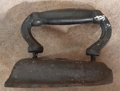 ANTIQUE CAST IRON CLOTHES FLAT IRON PRESS #6 | eBay