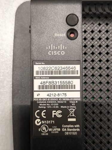 Cisco E1200 Router - Used, Working, Original Packaging - Picture 6 of 8