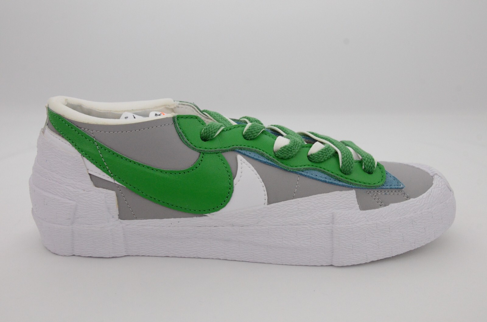 SACAI X NIKE Nike Blazer Low x Sacai Grigio Verde Uomo Taglia 8 5 Nuovo con scatola DD1877 001