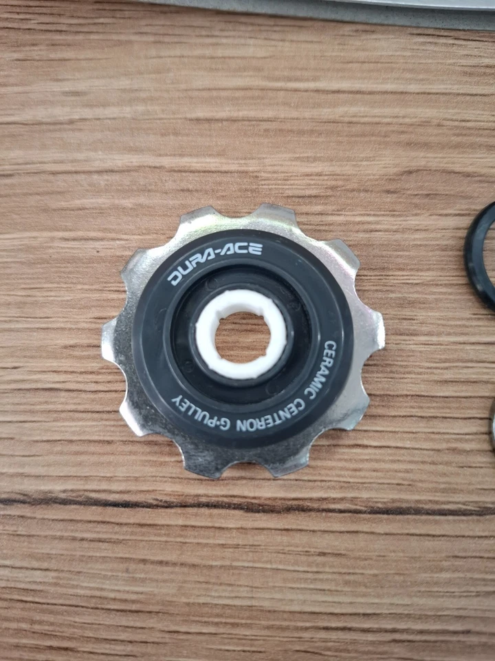 Piezas de bicicleta retro NUEVO EN CAJA NOS Unidad de polea guía Shimano Dura Ace para RD-7402 Foto 4 de 4