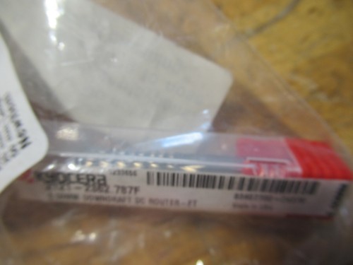 90 PIECES KYOCERA CARBIDE DIAMOND FISHTAIL & CHIPBREAKER PATTERN ROUTER BITS - Picture 11 of 12