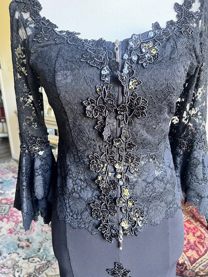 Chaqueta de lentejuelas con apliques de encaje SAGAIE NEGRA Godet falda midi asimétrica, 2-XS Foto 3 de 4