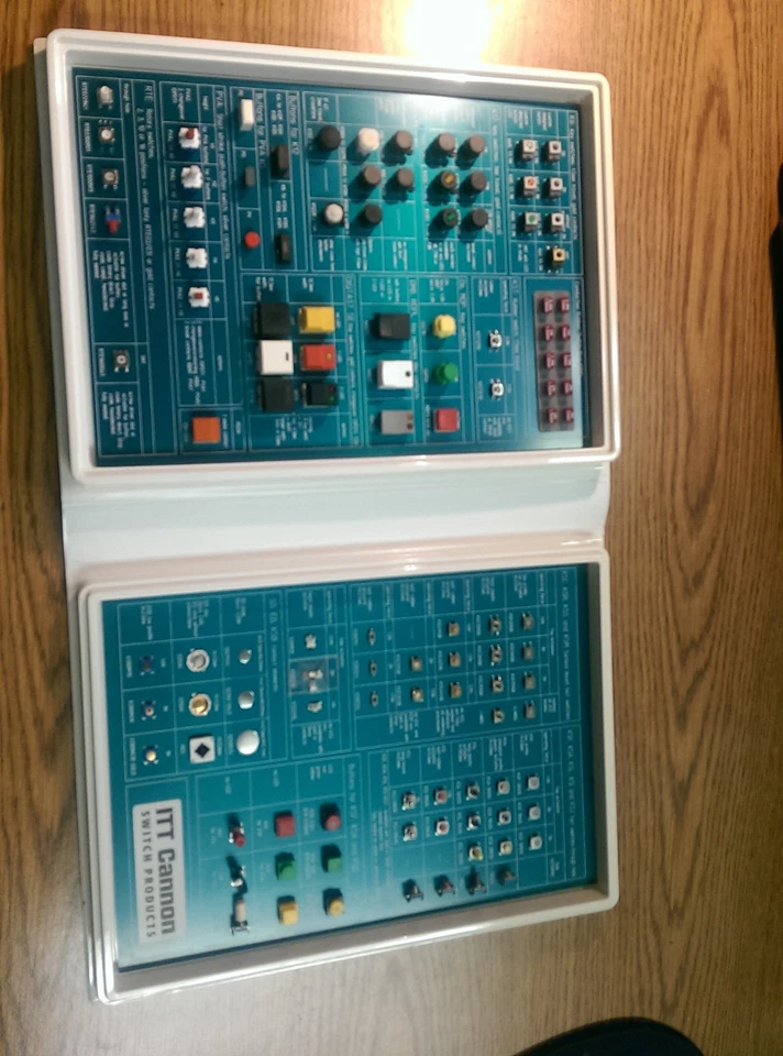 Kit de demostración de selección de productos ITT Cannon Product Swtch Foto 2 de 2