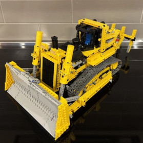Lego Motorized Bulldozer 8275 Technic 100% Complete Set Working 1384 Pcs no Box