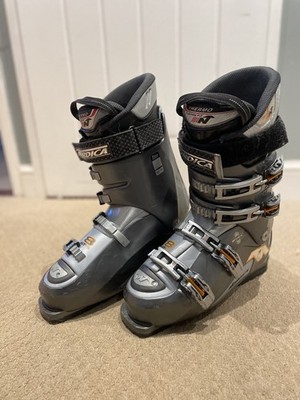 Nordica GT-S8 Skischuhe schwarz/rot Flex Index mit Tragetasche - Größe 6/6,5