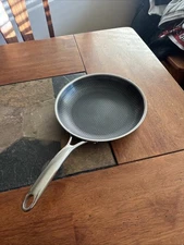  HEXCLAD Hybrid  10.5" Fry Pan/Skillet With Stay Cool Handle (No Lid)