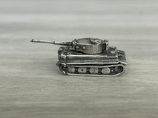 .999 Fine Silver Tank 40.5g – Rotating Turret Collectible Figurine (PO1019200)