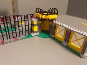 LEGO Dino 5887: Dino Defense Hq - RETIRED/RARE - Incomplete Set - T-rex Included