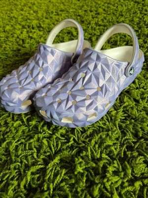Crocs Classic Geometric Clog Platform Lilac Shimmer W7 / M9 Excellent Used