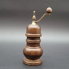 ZASSENHAUS Vintage Pepper Mill Grinder 7.5” Dark Wood & Brass West Germany