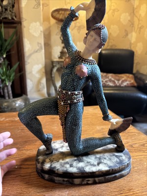 Atemberaubende Art Deco Stil ''Dame tanzt mit Fächer'' Skulptur Vintage