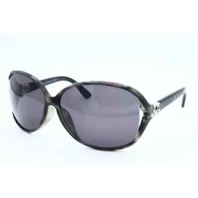 Authentic Gucci butterfly sunglasses Butterfly frame sunglasses in black | GUCCI® US main image 3