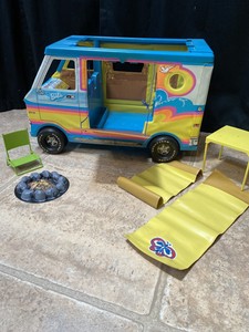 barbie beach camper van