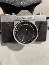Mamiya Sekor 528TL Vintage with all accessories. Sold as is.