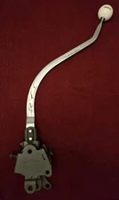 MOPAR HURST SHIFTER: 1965-1972 B BODY CHARGER-ROADRUNNER-GTX-CORONET (BENCH) USA