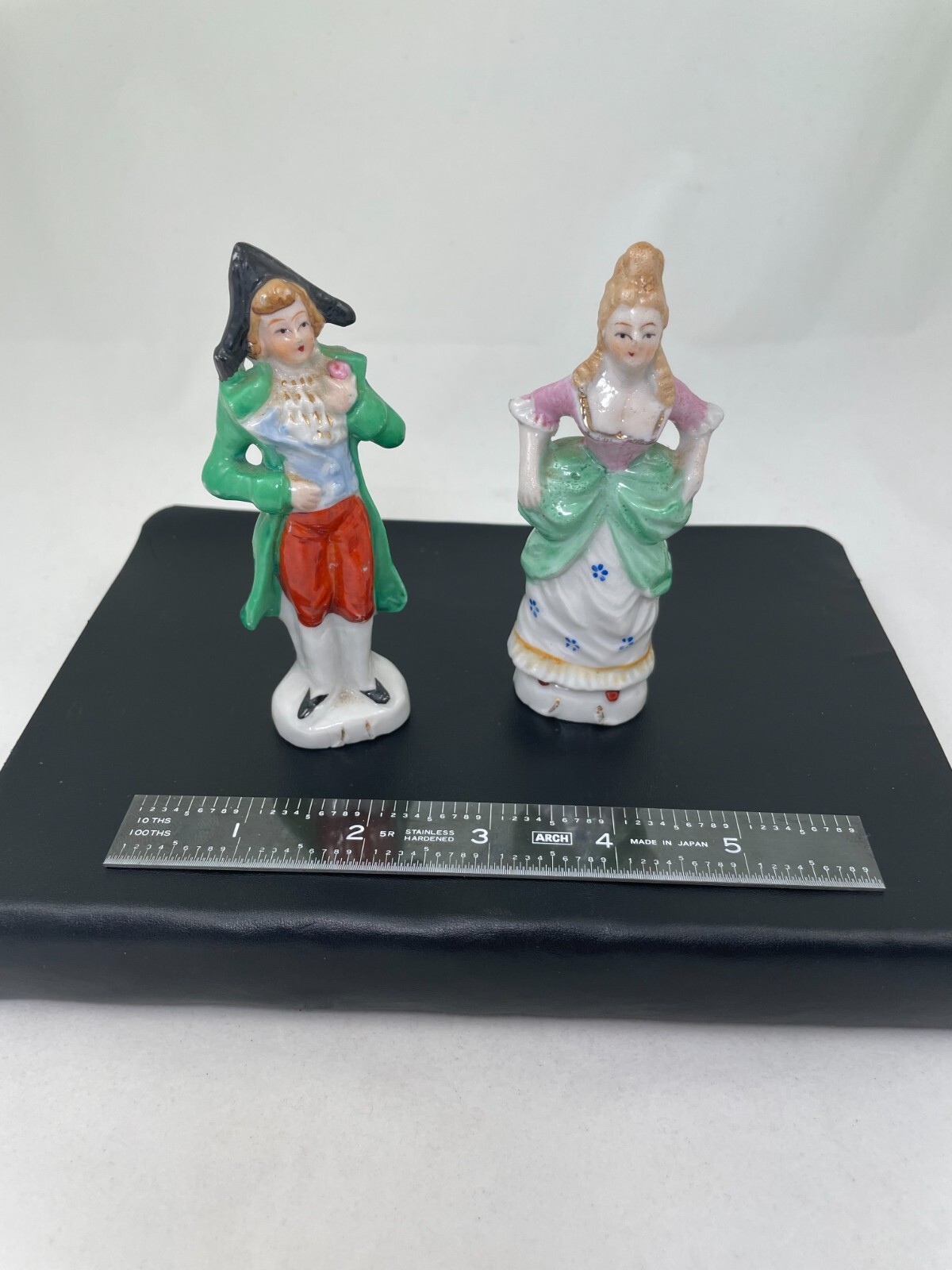 Vintage Porcelain Victorian Colonial Courting Man Women Figurines Occupied Japan