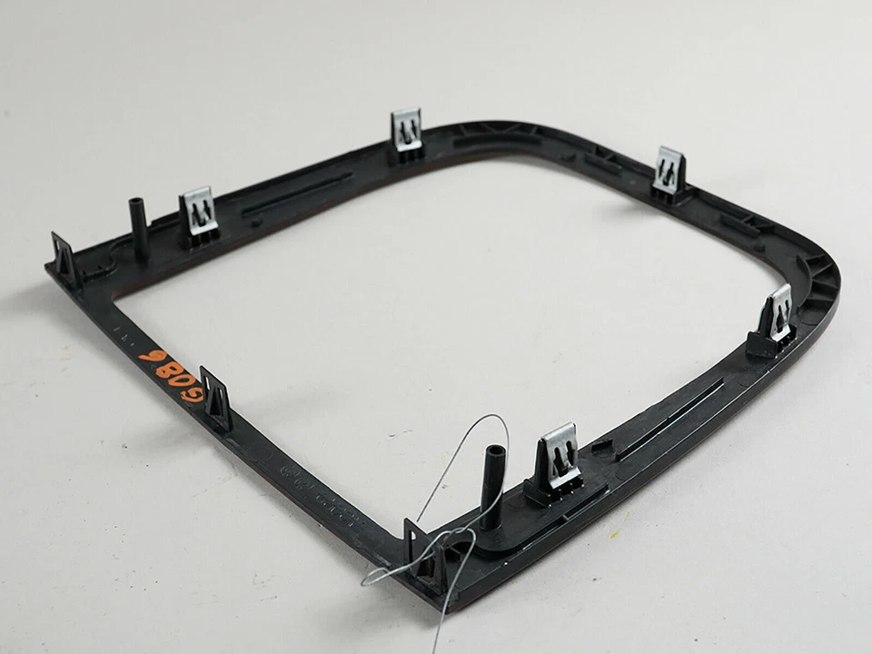 Chevrolet Uplander 2005-2009 audio radio temperatura climatización bisel Foto 4 de 4