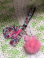 Flower Pattern Keychain