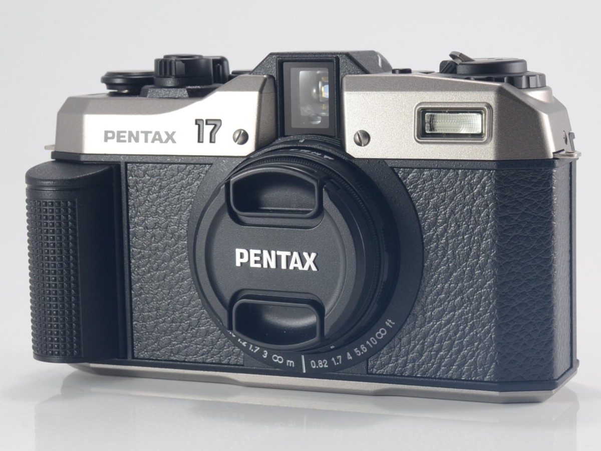 PENTAX 17 Very Good+ in Box Compact Half Frame Film Camera From