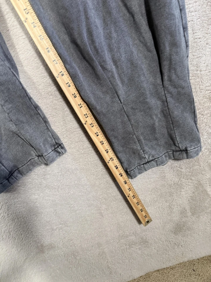 Pantalones deportivos Zara para hombre pequeños grises edición Shanghai cintura elástica Foto 3 de 4