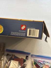 LEGO Creator Expert Winter Village Market 10235 Complete Manuals 1261 Pieces