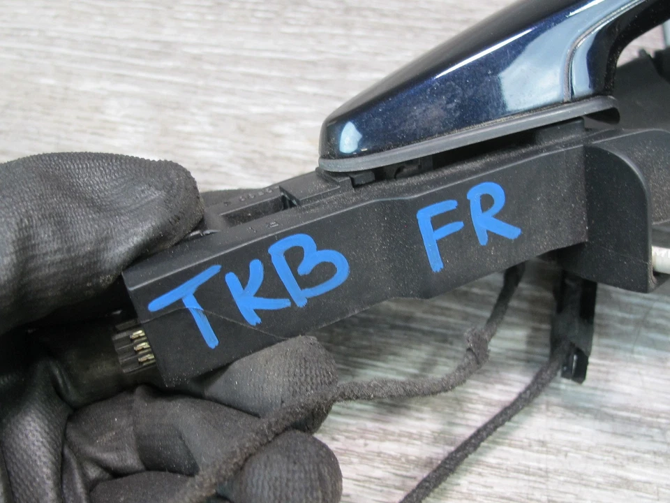 2008-2013 BMW E90 E92 M3 328i 335i передняя дверь внешняя ручка бесключевой вход комплект - Изображение 2 из 4